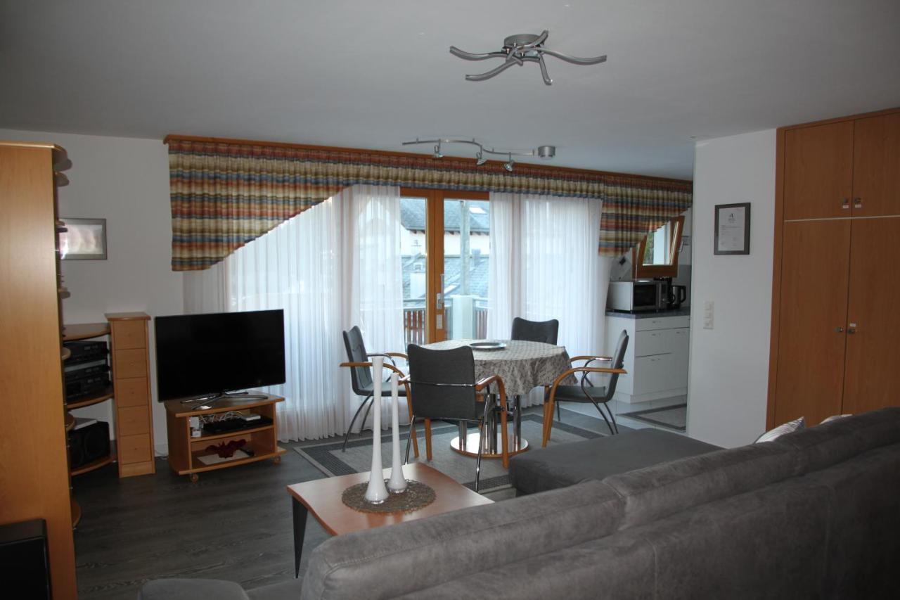 Moutain View Apartment Laax Luaran gambar